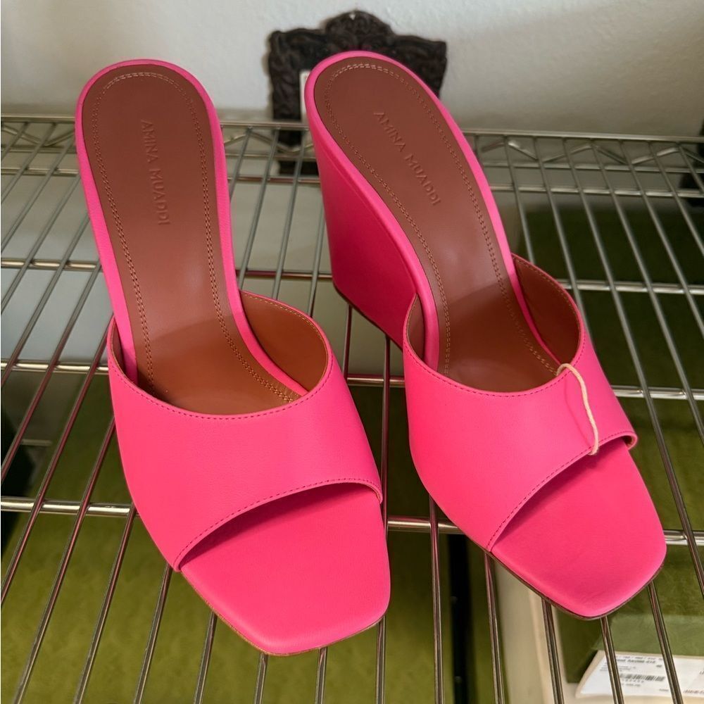 Women’s Amina Muaddi Lupita leather wedge mules Pink Wedge Sandals size 10
